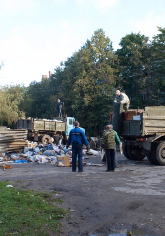 Dumpster Rental or Junk Hauling. What is Right For Me?